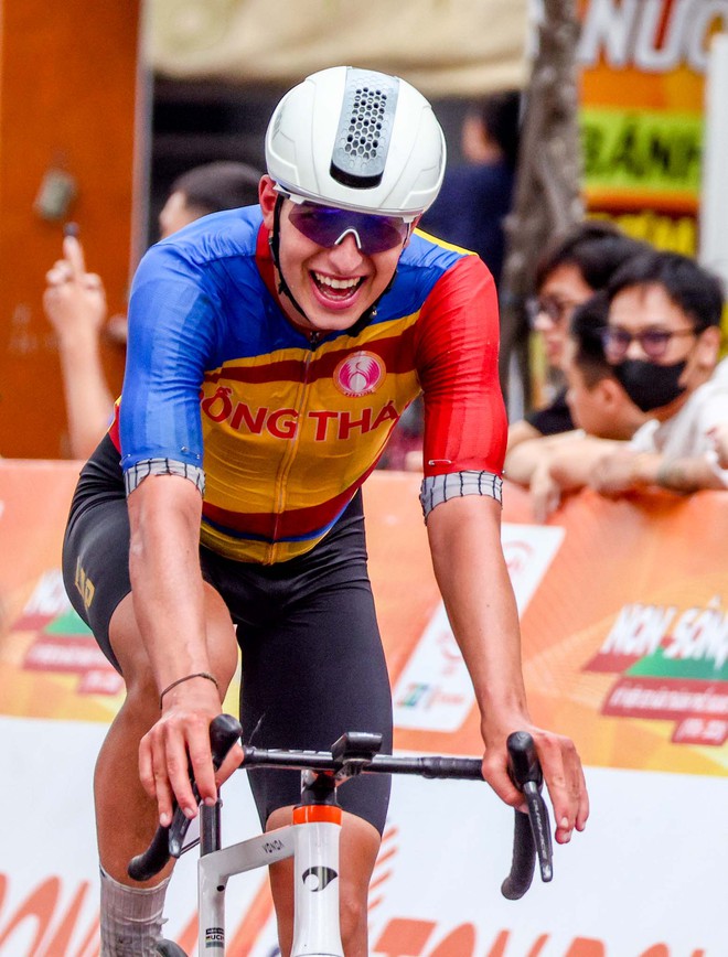 Ảnh đẹp chặng 20: Hành trình từ biển về phố - Ảnh 20.