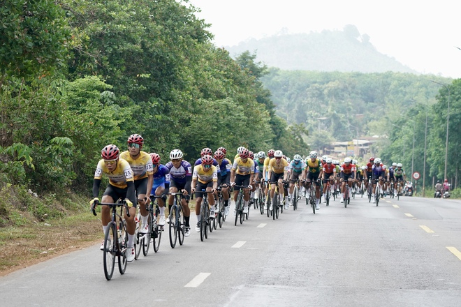 Ảnh đẹp chặng 20: Hành trình từ biển về phố - Ảnh 10.