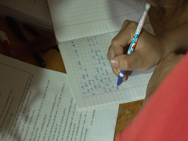 Mái ấm gia đình Việt: Ngọc Diễm theo mẹ làm thuê nuôi cha bệnh nặng- Ảnh 10.