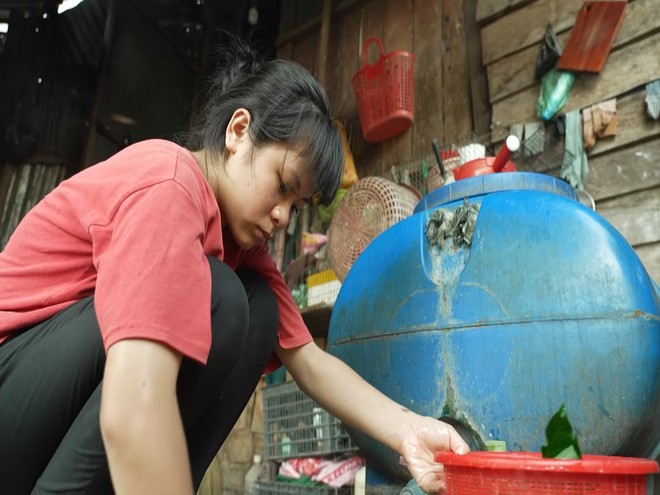 Mái ấm gia đình Việt: Ngọc Diễm theo mẹ làm thuê nuôi cha bệnh nặng- Ảnh 9.