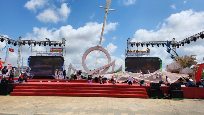 Vầng trăng cổ nhạc 263: Cà Mau quê hương ngày mới- Ảnh 2.