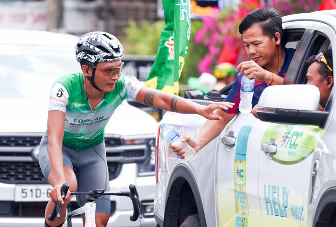 Chặng 21: Nội binh "xé gió" soán ngôi tại bến Ninh Kiều- Ảnh 10.