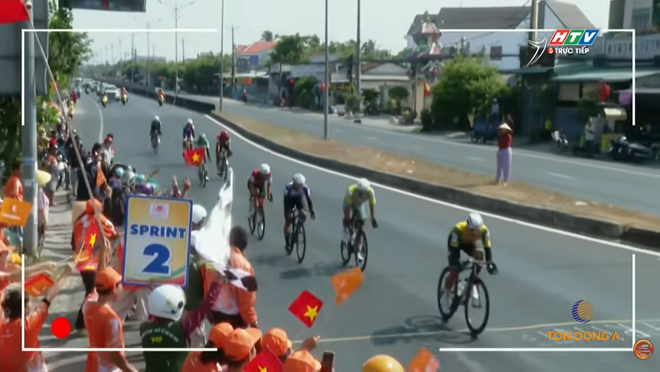 Ngô Thanh Sang "đổi ngôi" của Trịnh Đức Tâm tại Sprint 2 chặng 21 - Ảnh 3.