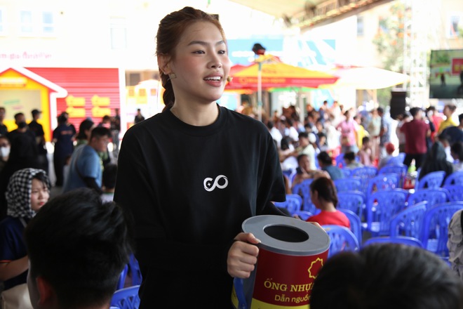 "Mái ấm gia đình Việt" trao hơn 2.6 tỉ đồng trong đợt ghi hình tại TP. Hồ Chí Minh - Ảnh 12.