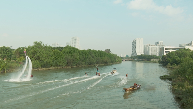 TP. Hồ Chí Minh xây dựng nhiều chương trình tour, tuyến và sản phẩm du lịch đường thủy - Ảnh 3.