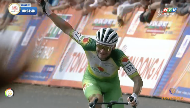 "Thần gió" Roman Maikin ăn mừng đẹp mắt ở sprint 2 | Chặng 22 Cúp Truyền hình 2026 - Ảnh 2.