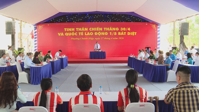 Lãnh đạo Đảng, nhà nước thăm, động viên công nhân lao động TP. Hồ Chí Minh - Ảnh 1.