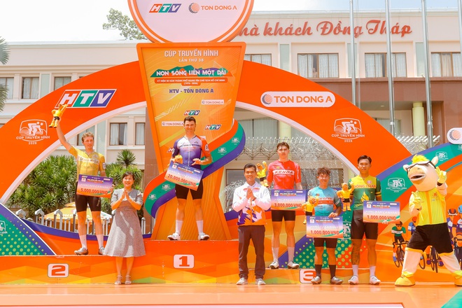 Ảnh đẹp chặng 23 Cúp Truyền hình 2026: Cuộc cạnh tranh của các chân rút mạnh nhất - Ảnh 10.