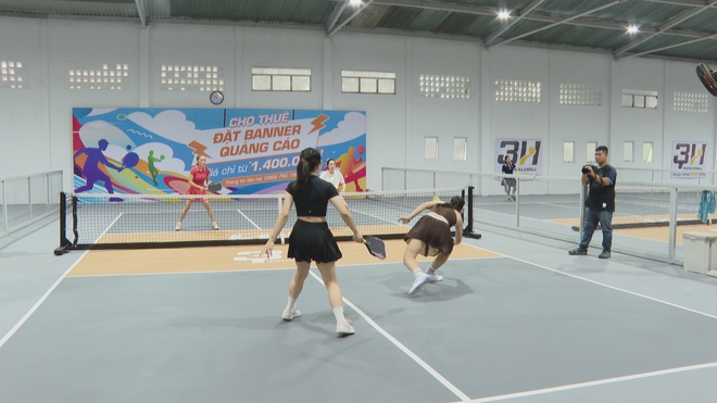 Sôi nổi giải Pickleball "Mỹ nhân đại chiến" - Ảnh 4.