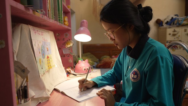 "Mái ấm gia đình Việt" tập 5 trao gần 600 triệu đồng cho các em nhỏ mồ côi- Ảnh 3.