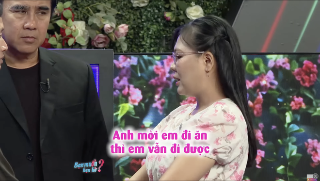 Màn hẹn hò "độc lạ": Cô gái nghiện cạo gió khiến bà mối Ngọc Lan phải ra tay thị phạm- Ảnh 3. Màn hẹn hò "độc lạ": Cô gái nghiện cạo gió khiến bà mối Ngọc Lan phải ra tay thị phạm- Ảnh 3.