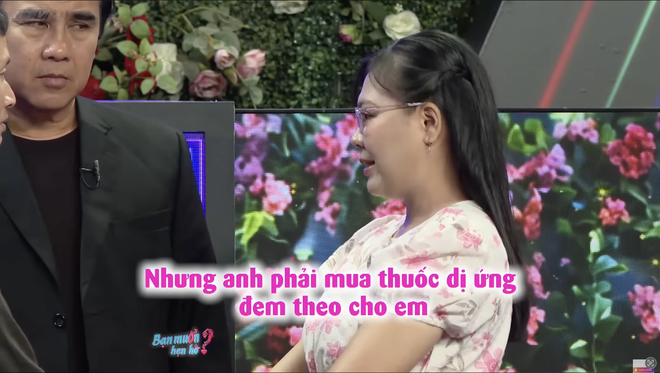 Màn hẹn hò "độc lạ": Cô gái nghiện cạo gió khiến bà mối Ngọc Lan phải ra tay thị phạm- Ảnh 4. Màn hẹn hò "độc lạ": Cô gái nghiện cạo gió khiến bà mối Ngọc Lan phải ra tay thị phạm- Ảnh 4.