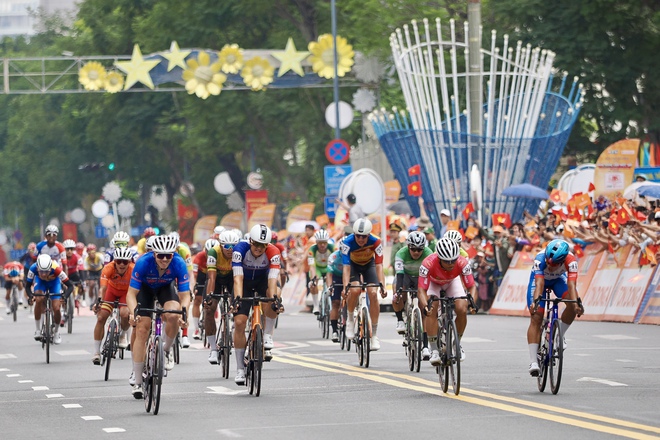 Ảnh đẹp chặng 25 - Cúp Truyền hình 2026 về đích rực rỡ - Ảnh 14.