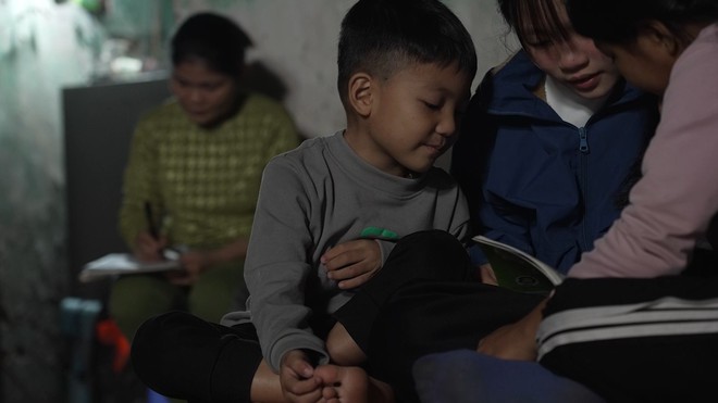 Phương Thảo: Cô bé mồ côi "xài ké" wifi hàng xóm để theo đuổi ước mơ - Ảnh 2.