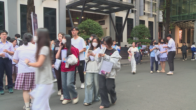 Hơn 133.000 thí sinh tham gia kỳ thi Đánh giá năng lực đợt 1 năm 2026 - Ảnh 1.