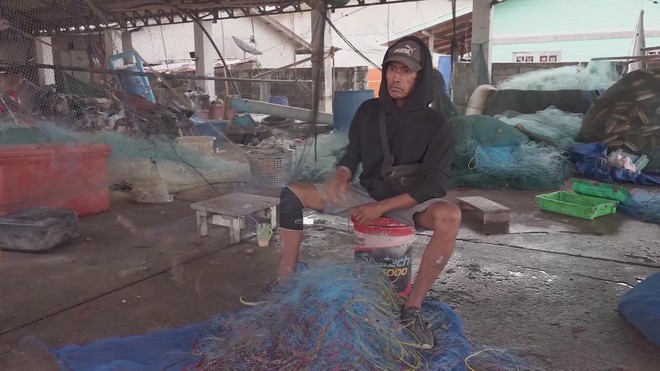 Giá nhiên liệu tăng cao, nhiều tàu đánh bắt hải sản Thái Lan phải nằm bờ - Ảnh 2.