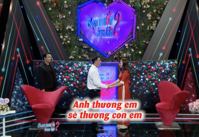 Bạn muốn hẹn hò: Cô giáo xinh đẹp tìm "cha mới" cho con trai và cái kết ngọt ngào - Ảnh 4.