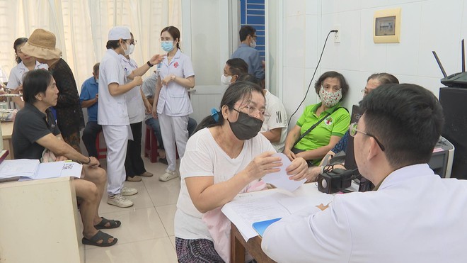 TP. Hồ Chí Minh: Hơn 60% người dân cần theo dõi y tế sau khám sức khỏe miễn phí - Ảnh 1.