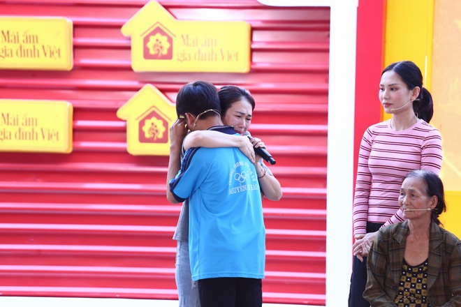 "Mái ấm gia đình Việt" trở lại ghi hình ở TP. Hồ Chí Minh sau hơn hai năm - Ảnh 7.