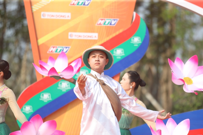 Khoảnh khắc đẹp chặng 6 - Trên xứ Nghệ tự hào | Cúp Truyền hình 2026 - Ảnh 3.