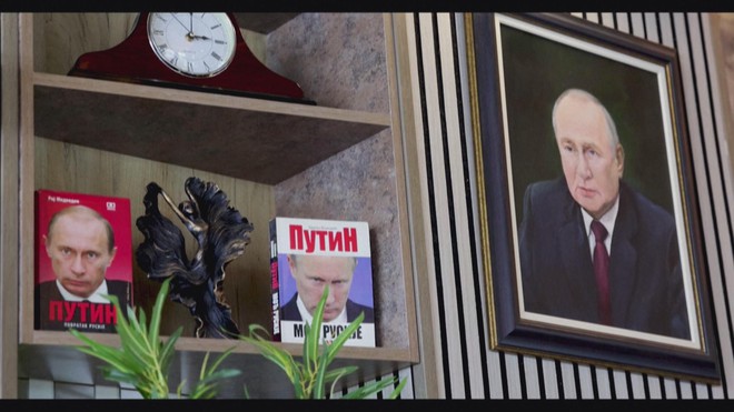 Nhà hàng "Putin" và " Quán cà phê "Trump" gây chú ý tại Bosnia  - Ảnh 1.