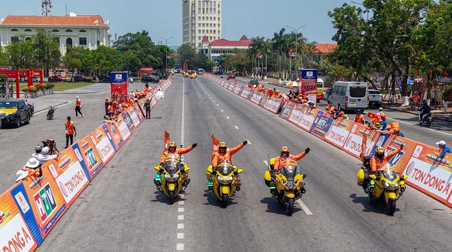 Khoảnh khắc đẹp chặng 7: Vượt nắng vượt gió | Cúp Truyền hình 2026 - Ảnh 5.