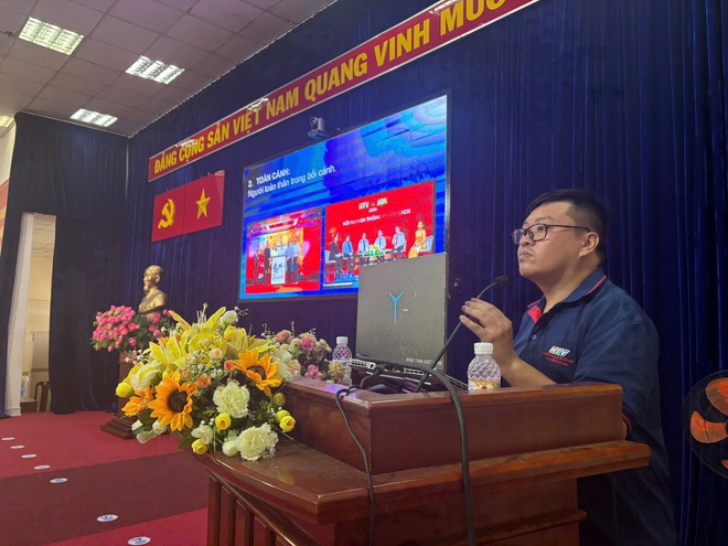 Phường An Nhơn: Bồi dưỡng kỹ năng viết tin, bài cho cán bộ phụ trách truyền thông - Ảnh 11.