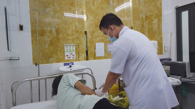 TP. Hồ Chí Minh: Tỉ lệ mắc bệnh lây truyền qua đường tình dục tăng gấp đôi chỉ trong 5 năm - Ảnh 2.