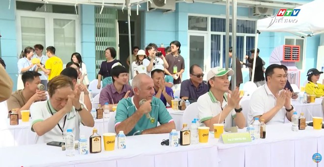 Hè sôi động với ngày hội bóng đá nhí toàn quốc - Ảnh 1.