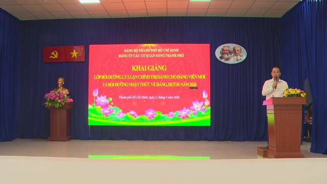 Thời sự trưa HTV ngày 22/5/2026 | Khai giảng lớp bồi dưỡng lý luận chính trị dành cho đảng viên mới và nhận thức Đảng năm 2026- Ảnh 1.