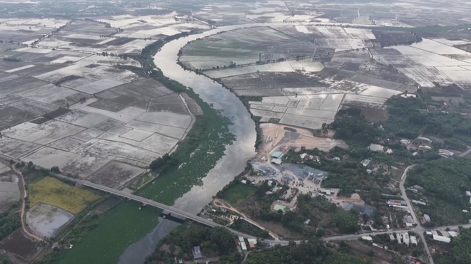 60 Giây ngày 25/5/2026 | Nút giao kết nối cao tốc TP. Hồ Chí Minh - Dầu Giây với Biên Hòa - Vũng Tàu thông xe - Ảnh 5.
