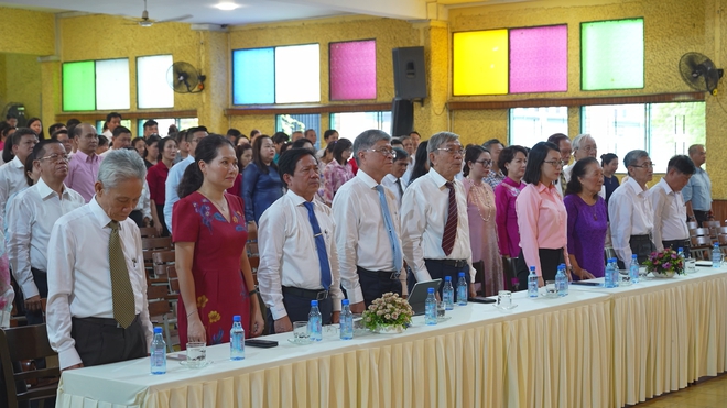 Thời sự trưa HTV ngày 25/5/2026 | Giáo viên, phụ huynh, học sinh đồng thuận với chủ trương bỏ kỳ thi tuyển sinh lớp 10 công lập - Ảnh 8.