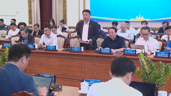 TP. Hồ Chí Minh lấy ý kiến doanh nghiệp hoàn thiện dự thảo Luật Đô thị đặc biệt - Ảnh 3.