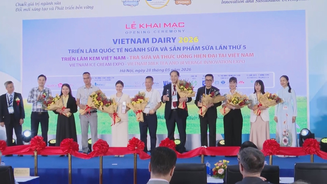 Thời sự trưa HTV ngày 29/5/2026 | Kết nối chuỗi giá trị, phát triển ngành sữa bền vững - Ảnh 6.