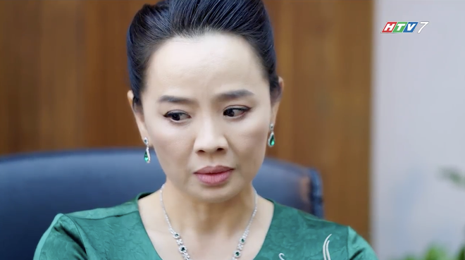 "Trò đùa huyết thống": Mẹ kế "lùi một bước, tiến ba bước" hãm hại Dylan- Ảnh 1.
