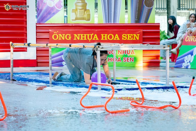 Thanh Thảo kể chuyện "Mái ấm gia đình Việt" để dạy con về lòng trắc ẩn- Ảnh 13.