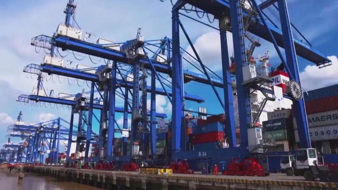 Hướng đến mục tiêu tăng trưởng của TP. Hồ Chí Minh: Nỗ lực mọi giải pháp, khai thác động lực bền vững - Ảnh 2.
