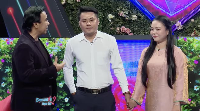 Bạn muốn hẹn hò: Cô gái chưa gì đòi cho nhà trai nợ 2 "cái hôn" - Ảnh 3.