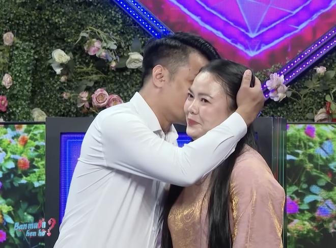 Bạn muốn hẹn hò: Cô gái chưa gì đòi cho nhà trai nợ 2 "cái hôn" - Ảnh 4.