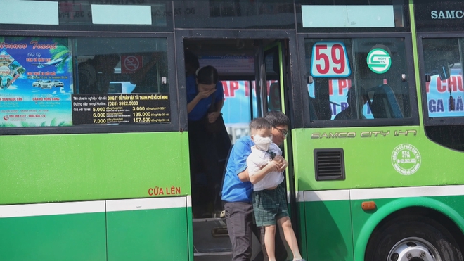 60 Giây Sáng ngày 15/6/2026 | Hơn 6.000 tỉ đồng nâng cấp, Quốc lộ 13 đang tăng tốc hoàn thiện - Ảnh 2.