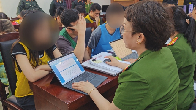 60 Giây Sáng ngày 18/6/2026 | Nghiên cứu chính sách thuế ưu đãi hơn đối với xăng E10 - Ảnh 4.
