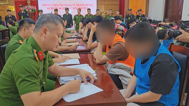 60 Giây Sáng ngày 18/6/2026 | Nghiên cứu chính sách thuế ưu đãi hơn đối với xăng E10 - Ảnh 3.