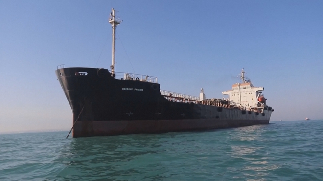 Iran tạo điều kiện cho tàu thuyền qua Eo biển Hormuz - Ảnh 2.