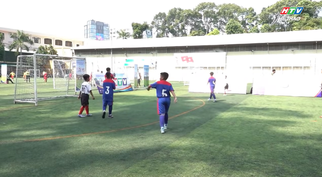 "Ước mơ sân cỏ" - Cúp HTV 2026: Những chia sẻ hồn nhiên về đồng đội - Ảnh 1.