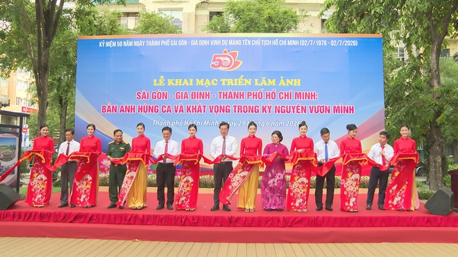 Thời sự HTV ngày 29/6/2026 | Triển lãm ảnh "Sài Gòn - Gia Định - TP. Hồ Chí Minh: Bản anh hùng ca và khát vọng trong kỷ nguyên vươn mình" - Ảnh 3.