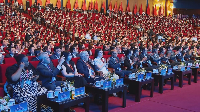 Thời sự HTV ngày 29/6/2026 | Triển lãm ảnh "Sài Gòn - Gia Định - TP. Hồ Chí Minh: Bản anh hùng ca và khát vọng trong kỷ nguyên vươn mình" - Ảnh 8.