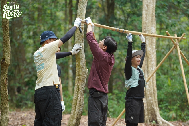 “Say hi” rực rỡ: Hành trình sinh tồn khắc nghiệt của dàn Anh trai- Ảnh 7.