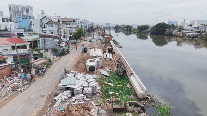 60 Giây Sáng ngày 10/7/2026 | TP. Hồ Chí Minh tiếp nhận kỷ vật chiến tranh và hồ sơ liệt sĩ - Ảnh 4.