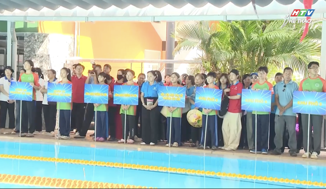 Phường Sài Gòn phát động tập luyện môn bơi phòng chống đuối nước - Ảnh 10.