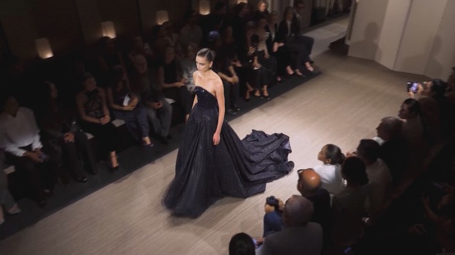 Tuần lễ Thời trang Cao cấp Paris: BST Giorgio Armani Privé - Ảnh 3.